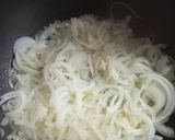 Foto del paso 1 de la receta: Suprema en colchón de cebollas