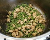 Zöldborsós - húsos tészta recept fázis 4 fotója