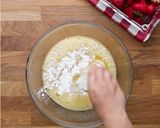 A picture of step 4 of Strawberry Cheese Cake Roll.