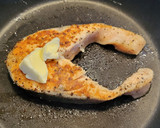 Foto del paso 3 de la receta: Salmón con salsa de mermelada de naranja amarga