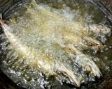 Foto langkah ke 1 dari resep Lodeh Terong Kembung Layang.