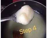 A picture of step 4 of Tapkir halva / arrowroot halwa.