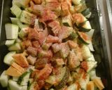Barbecue csirke édesburgonya chipssel, zellerrel és cukkínivel recept fázis 1 fotója