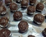 Foto del passaggio 2 della ricetta Baci di cioccolato