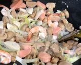 Foto langkah ke 2 dari resep Cap cay goreng.