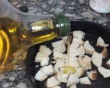 Foto del paso 5 de la receta: Sopa de champiñones y verdura casera con crutones