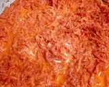 A picture of step 2 of Gajar Halwa.