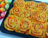 Foto langkah ke 10 dari resep Pizza gulung empuk.