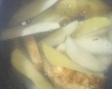 صورة لخطوة 1 من وصفة بطاطس بالقلايه الهوائية 🍟