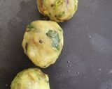 A picture of step 5 of Masala Paniyaram.