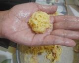 Foto langkah ke 4 dari resep Bola bola mie.
