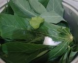 Foto langkah ke 1 dari resep Daun Singkong Rebus.