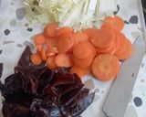 Foto langkah ke 2 dari resep Sup Bakso Lohua Ayam.