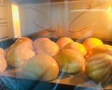 Hình bước làm 4 của món Bánh mì dứa Hồng Kông (Hong Kong pineapple buns)