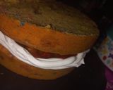 Foto del paso 11 de la receta: Birthday Cake con compota de fresa y kiwi