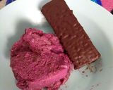 Foto langkah ke 3 dari resep Ice cream soft cake OREO mix fruits (cemilan sehat).