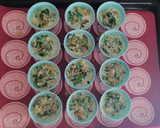 Foto del paso 5 de la receta: Muffins de setas, gambas y espinacas