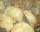 A picture of step 2 of Quick & easy Fried yam & egg🍘🥟.