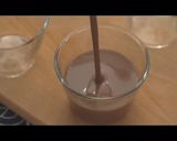 Hình bước làm 5 của món Panna cotta chocolate mát lạnh cho mùa hè