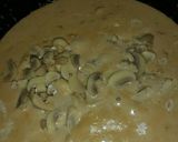 Foto del paso 7 de la receta: Strogonoff de pollo (fácil y rápido)