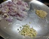 A picture of step 3 of Honey chilli cauliflower.