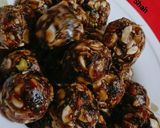 ખજૂર ડ્રાયફ્રુટ બોલ્સ (Khajoor Dryfruit Balls Recipe In Gujarati) રેસીપી સ્ટેપ5ફોટો