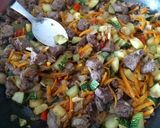 Foto del paso 7 de la receta: Salteado de carne y verduras para comer con fajitas