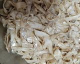 Gambar langkah 2 resipi Kuey Teow Goreng.