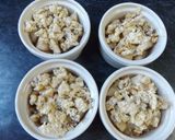 Foto del paso 2 de la receta: Peras al Oporto con crumble de nueces
