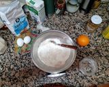 Foto del paso 1 de la receta: Torta integral de naranja