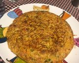 Foto del paso 3 de la receta: Tortilla de boniato, patata y cebolla 🍠 🧅 🌿