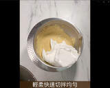 簡單又美味，超濕潤 草莓乳酪戚風蛋糕的食譜步驟9照片
