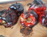Sałatka makaronowa z pieczoną papryką, mozzarellą i oliwkami krok przepisu 1 zdjęcie