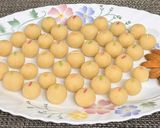 A picture of step 10 of Almond Marzipan Balls.