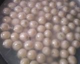 Foto langkah ke 4 dari resep Cilok Saus Ubi Kacang.