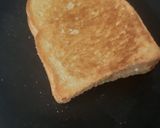 A picture of step 8 of Scrambled Egg & Cheese Sandwich.