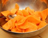 Sárgadinnye krémleves recept fázis 2 fotója