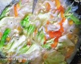 Foto langkah ke 8 dari resep #21. Kwetiau Kuah Topping Bakso.
