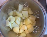 A picture of step 4 of Mashed potatoes.