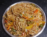 சைனீஸ் ஸ்டைல்,*வீட் ஹக்கா, வெஜ் நூடுல்ஸ்*(veg noodles recipe in tamil) ரெசிபி ஸ்டேப் 12 புகைப்படம்