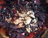 A picture of step 1 of Karkade tea.