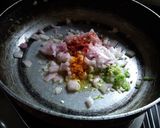 A picture of step 1 of Stuffed Kobi paratha.