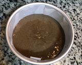 صورة لخطوة 4 من وصفة تورتة جنواز الشوكولاتة بكريمة الزبدة 🎂