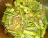 முருங்கைக் காய் பொரியல்/தொக்கு (Murunkai kaai poriyal recipe in tamil) ரெசிபி ஸ்டேப் 2 புகைப்படம்