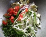 वेज अंडा नूडल्स (veg anda noodles recipe in Hindi) रेसिपी चरण 4 फोटो