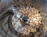 A picture of step 1 of Coconut rice.