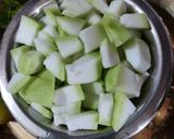 A picture of step 1 of Refreshing Bottle Gourd Juice.