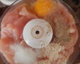 Foto langkah ke 2 dari resep Bakso Ayam diet (30 kkal/bakso).
