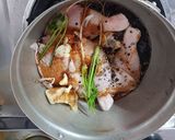 รูปขั้นตอนการทำที่ 1 ของ ไก่ต้มซีอิ้วหวาน