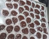Foto langkah ke 5 dari resep Brownies Mini Kering.